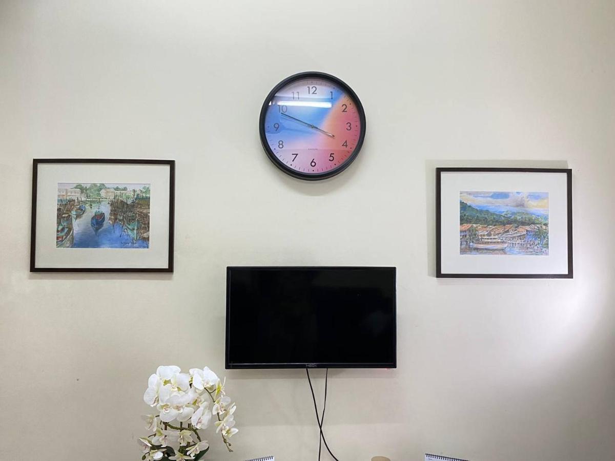 Spacious Cozy Lakeville Homestay 4 Bedrooms All With Aircond Seri Iskandar Exterior foto